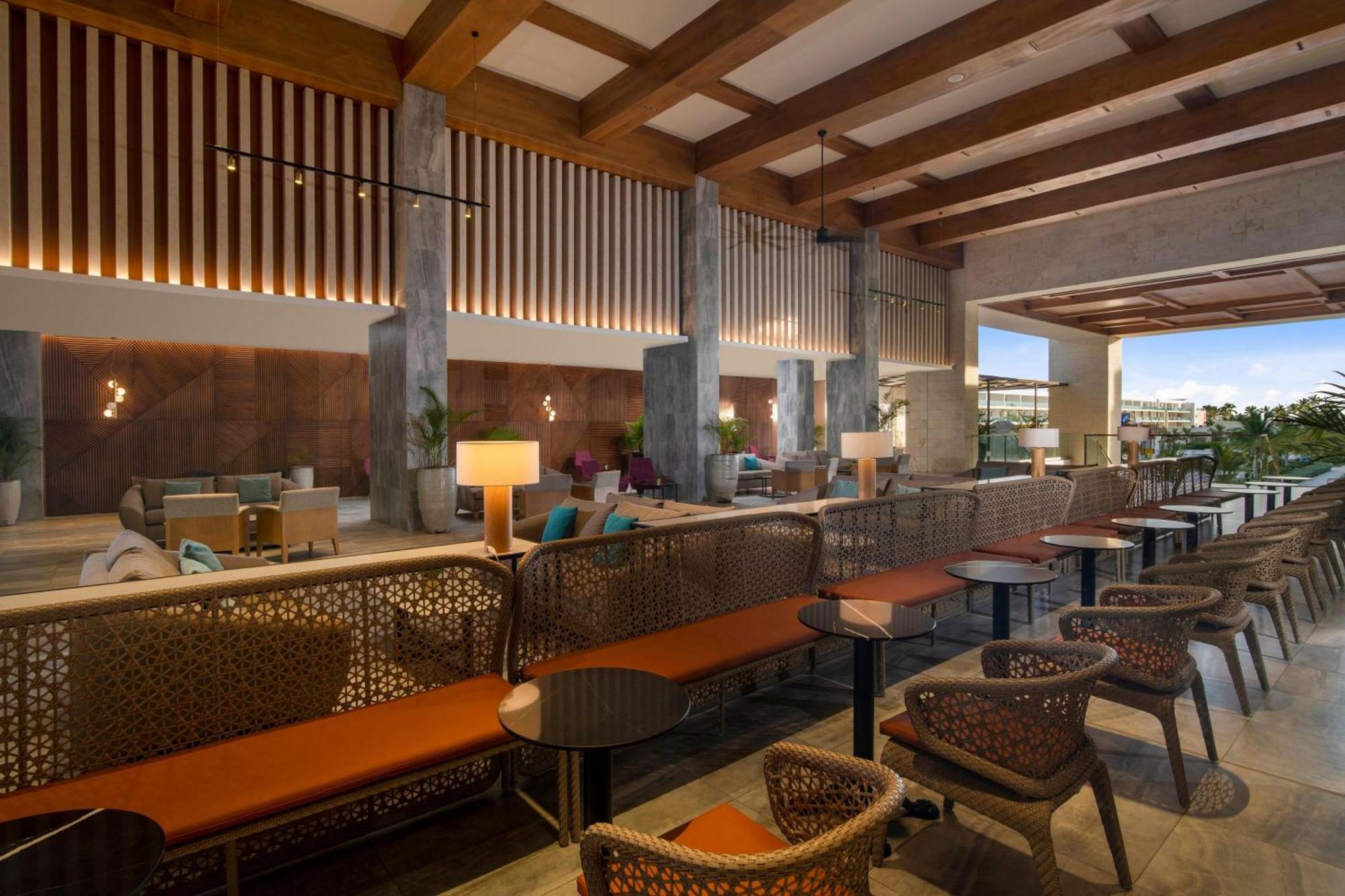 Serenade Beach&spa 5*