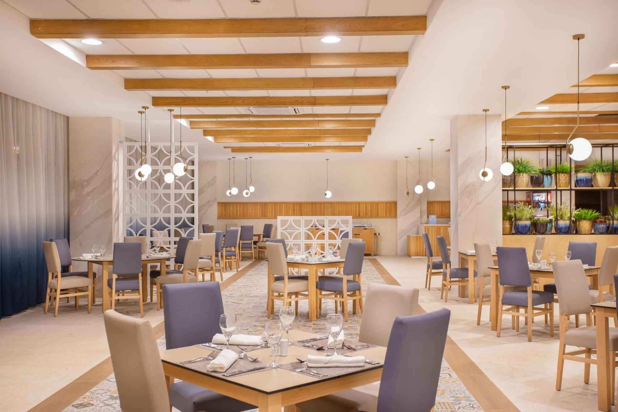 Serenade Beach&spa Resort 5*
