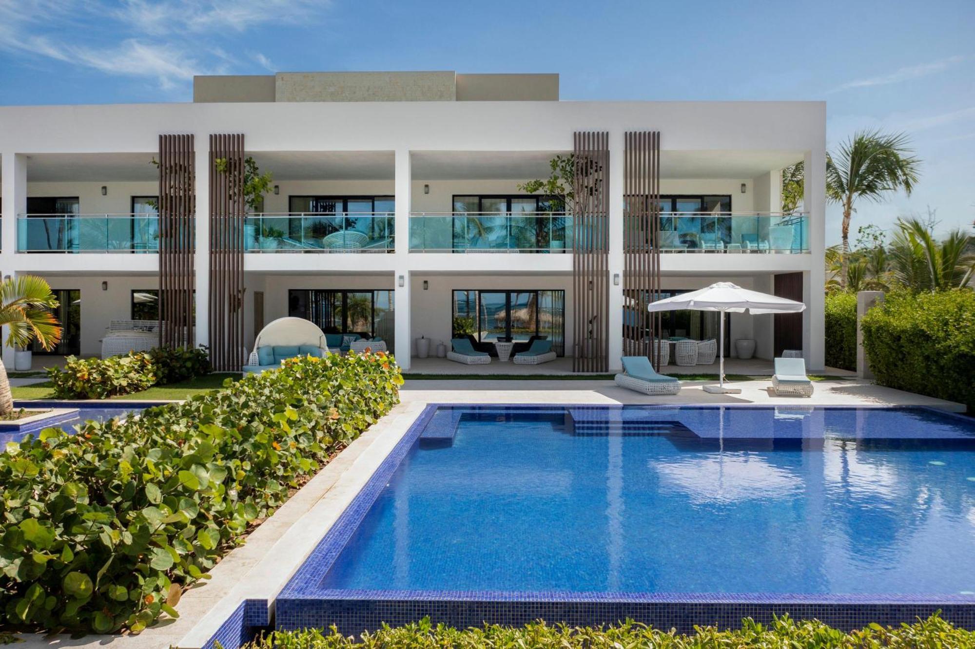 Serenade Beach&spa 5*